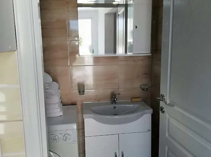 Holidays (adults Only) *